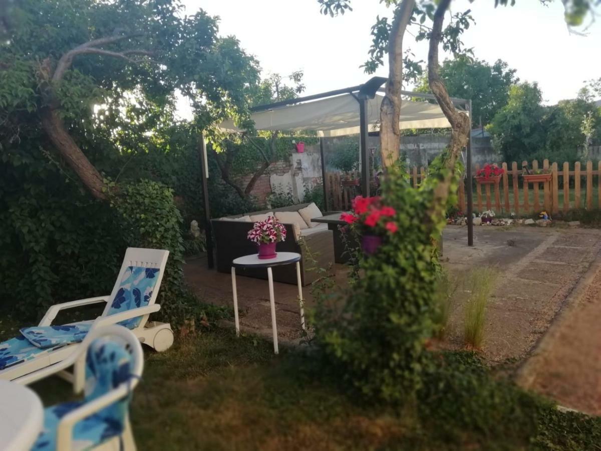 Вілла Boleta A 5 Minutos De Leon, Casa Con Jardin San Andres del Rabanedo Екстер'єр фото