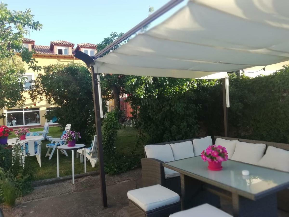 Вілла Boleta A 5 Minutos De Leon, Casa Con Jardin San Andres del Rabanedo Екстер'єр фото