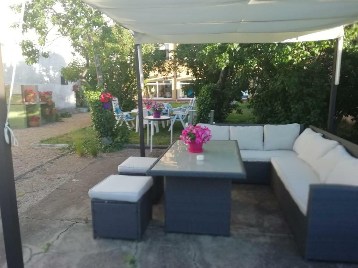 Вілла Boleta A 5 Minutos De Leon, Casa Con Jardin San Andres del Rabanedo Екстер'єр фото
